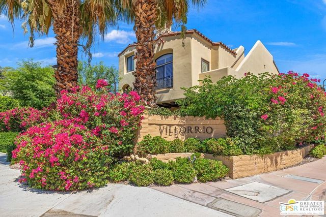 1015 Villorrio Drive S, Palm Springs