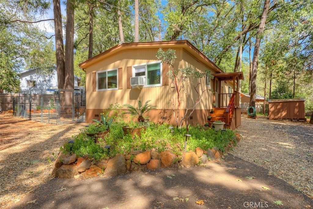 14212 Wycliff, Magalia