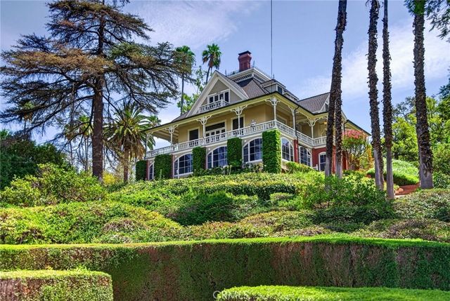 2812 Ivy, Riverside