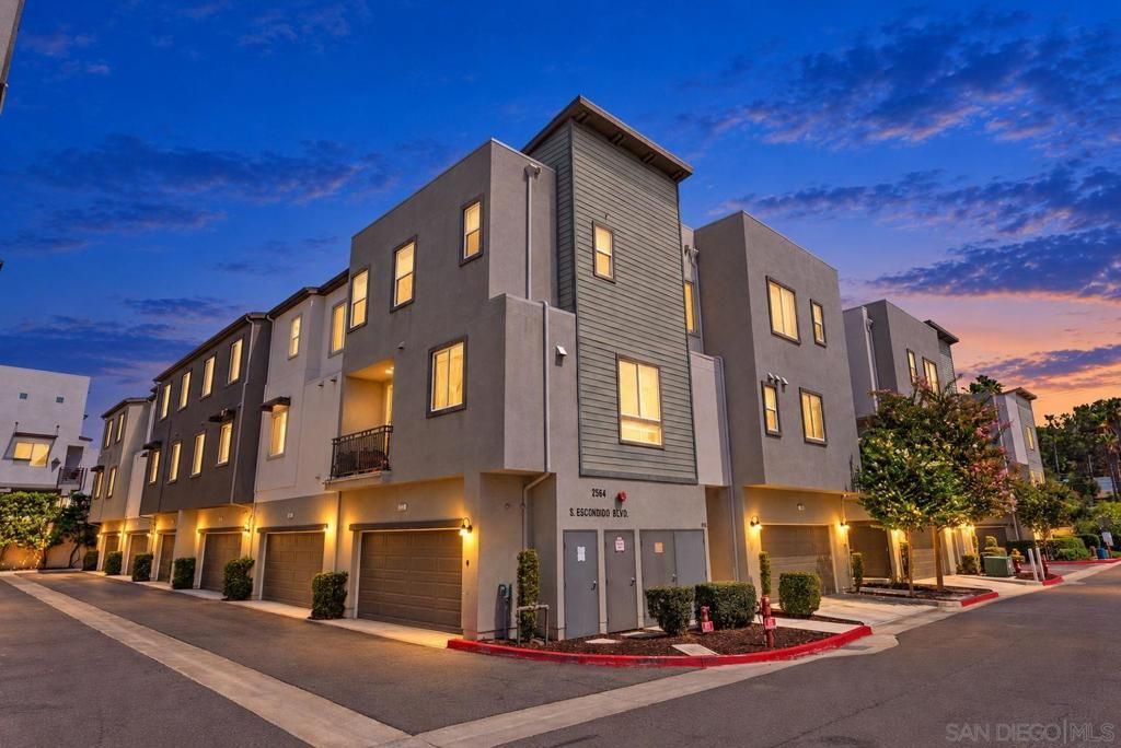 2564 S Escondido Blvd # 512, Escondido