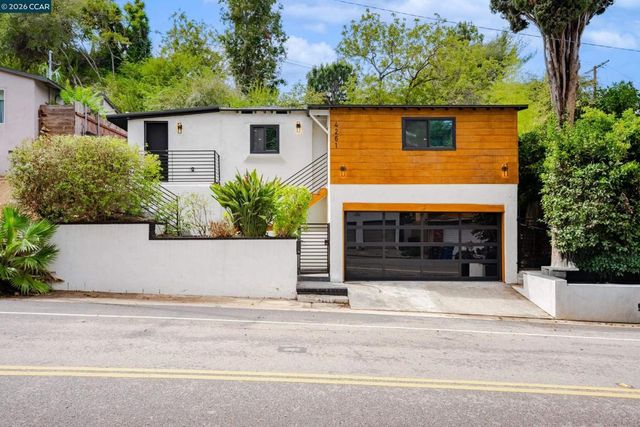 4261 Division St, Los Angeles