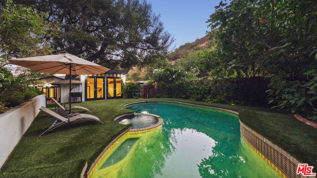 3440 Mandeville Canyon Road, Los Angeles