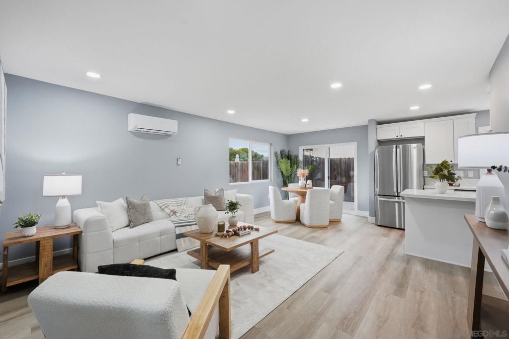 8514 Glenhaven, San Diego