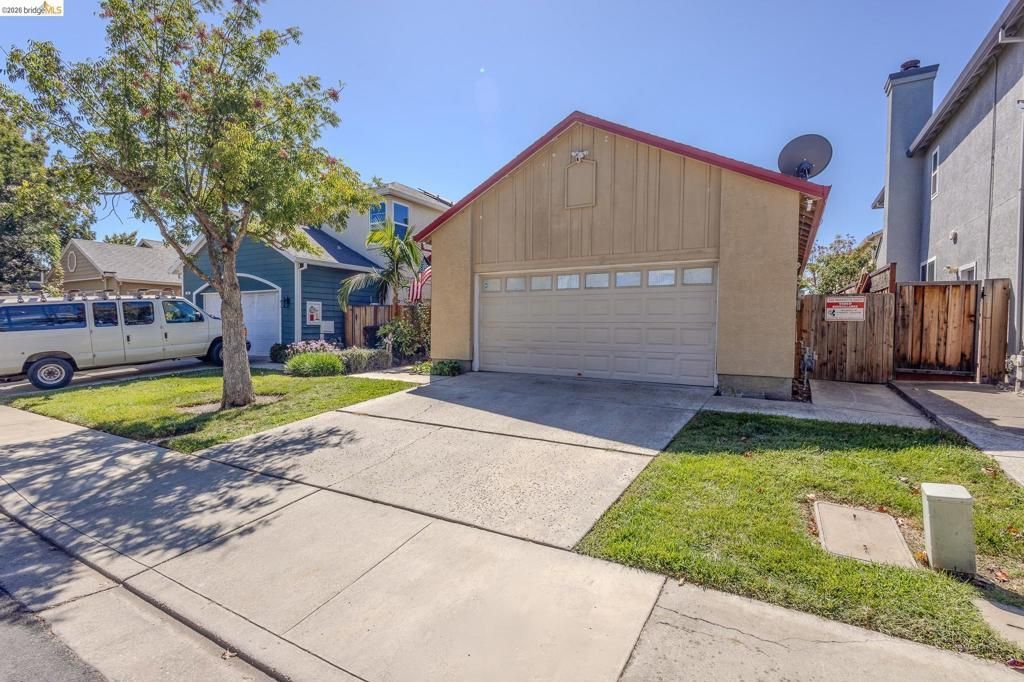 930 Elk Run Ter, Brentwood