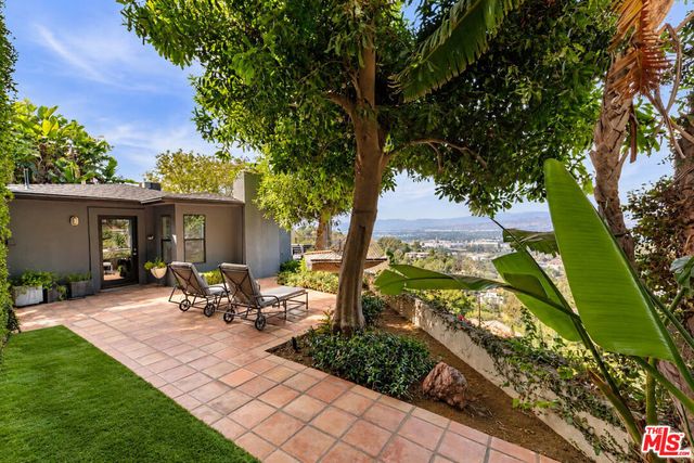 7301 Pacific View Drive, Los Angeles