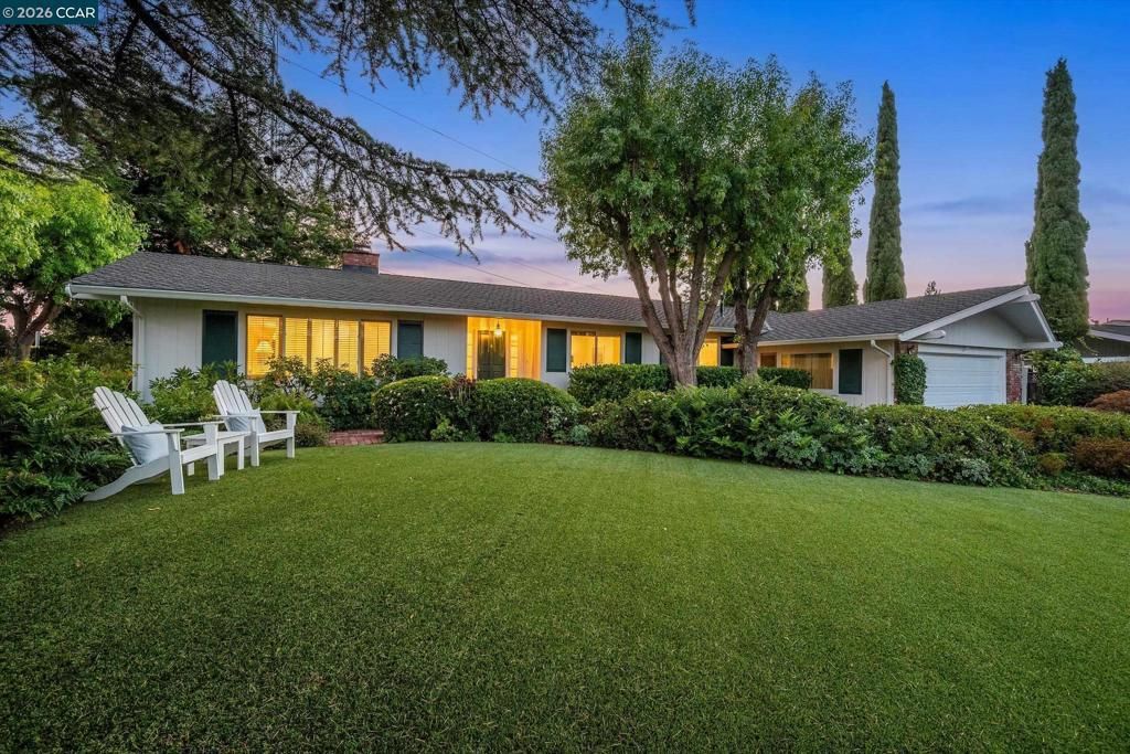 26 Ravenhill Ln, Moraga