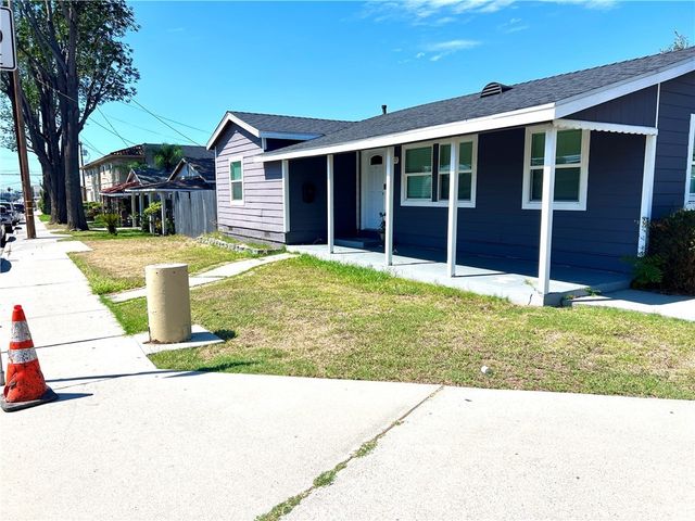 8603 Greenleaf, Whittier