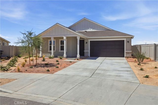 3245 E Avenue J-3, Lancaster