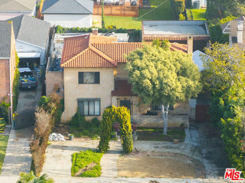 2208 Virginia Road, Los Angeles