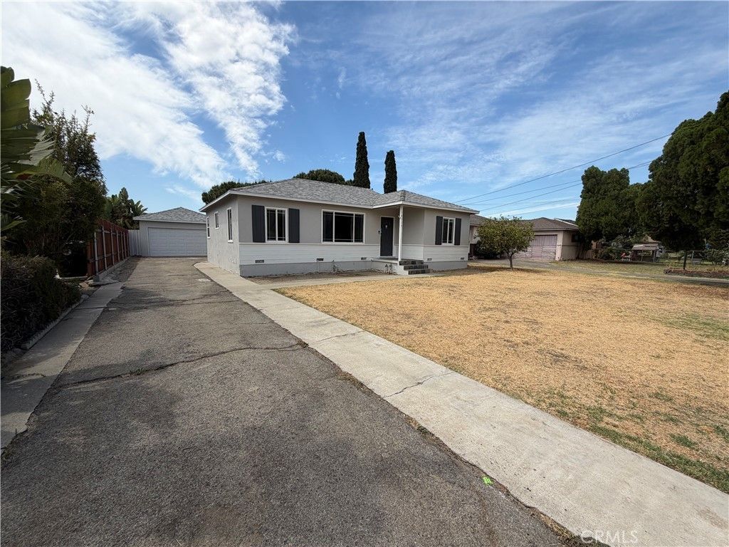16515 Rosemary, Fontana