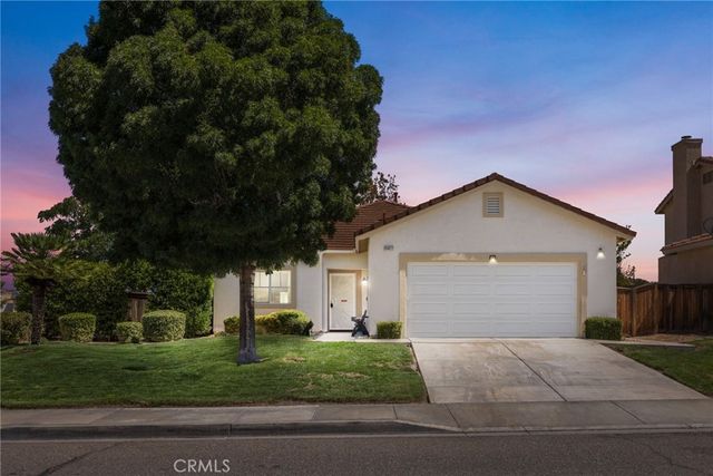 15877 Sapphire Street, Victorville