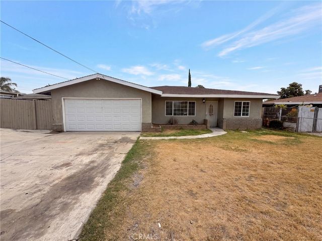 392 Cypress, Colton