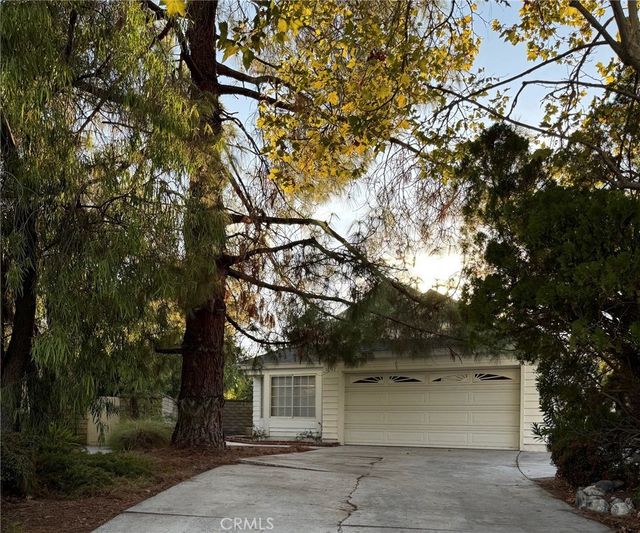 16742 Tiara Court, Canyon Country
