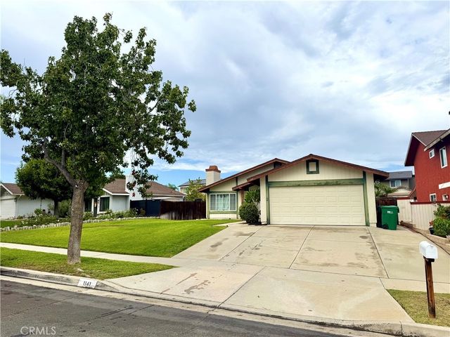 1141 Fallbrook Drive, Corona