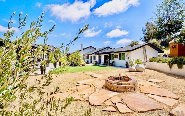 902 Loma View, Chula Vista