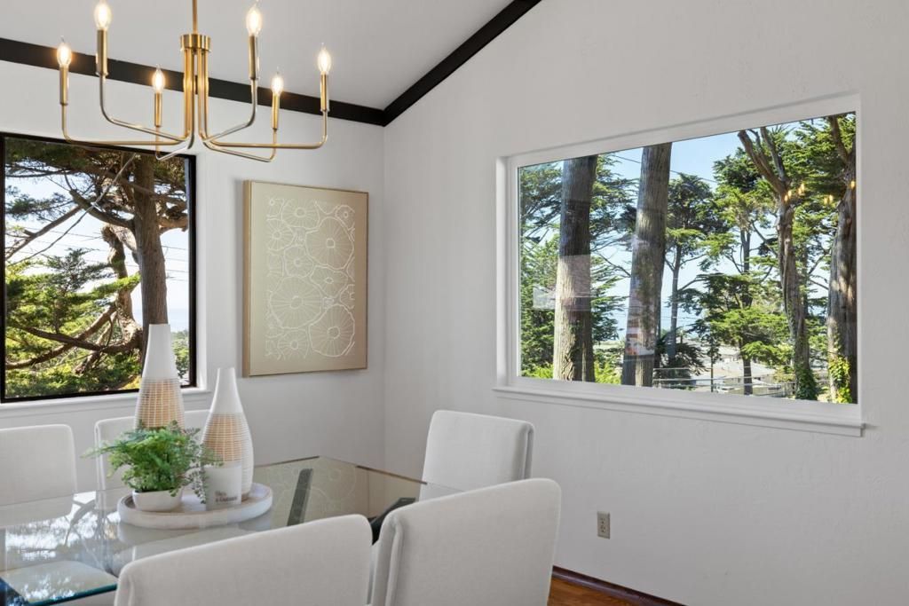 207 Beverly Place, Pacifica