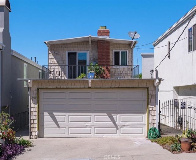 1205 11th Street, Hermosa Beach.