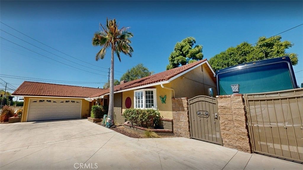 13451 Browning, Tustin