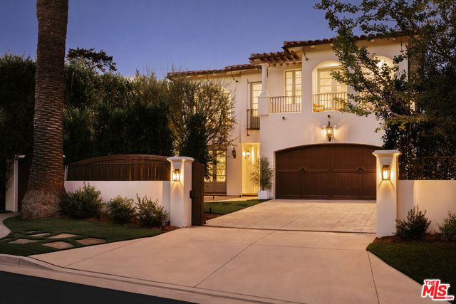 120 S Anita Avenue, Los Angeles
