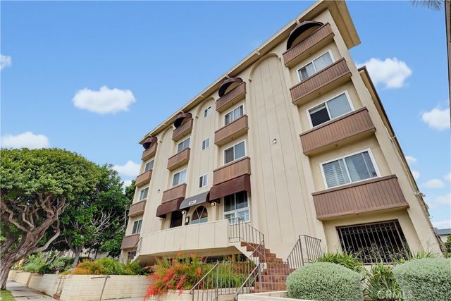 8738 Delgany # 301, Playa Del Rey