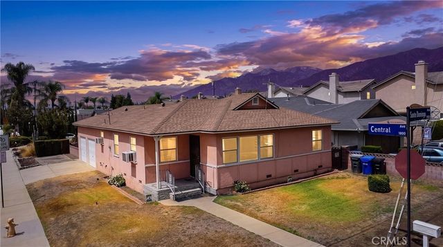 1437 Santo Domingo Avenue, Duarte