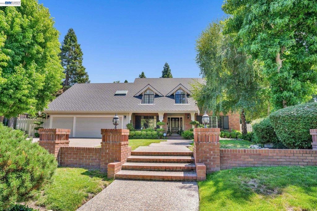 28 Harrington Rd, Moraga