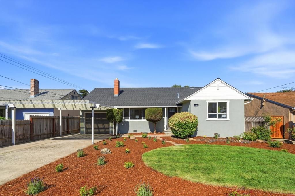 1121 Elmer Street, Belmont