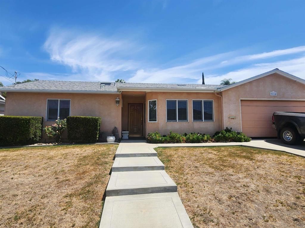9214 Dalehurst Road, Santee