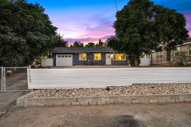 21460 Vine Street, Wildomar