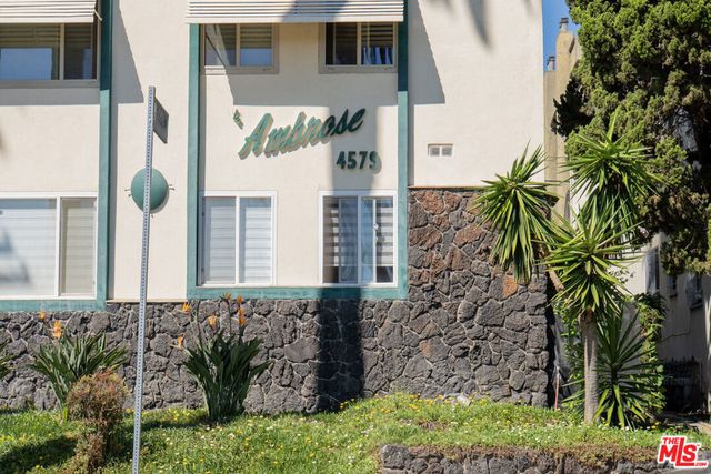 4579 Ambrose Avenue # 8, Los Angeles