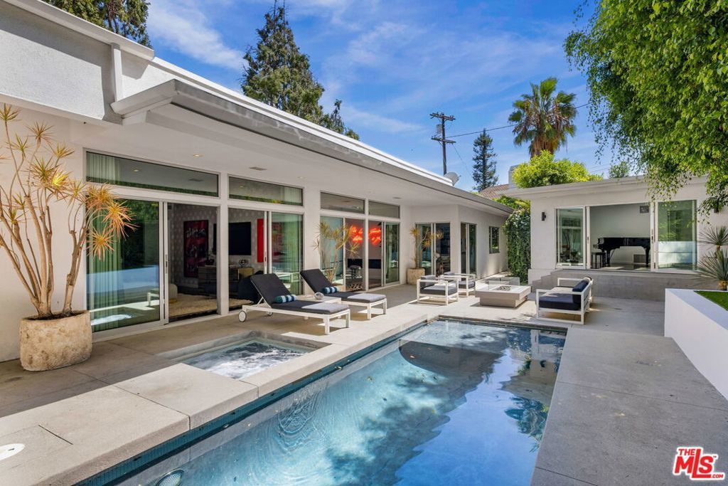 1311 N Beverly Drive, Los Angeles
