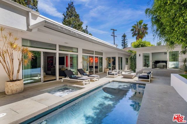 1311 N Beverly Drive, Los Angeles