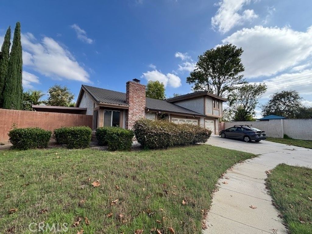 93 Dobkin Place, Simi Valley