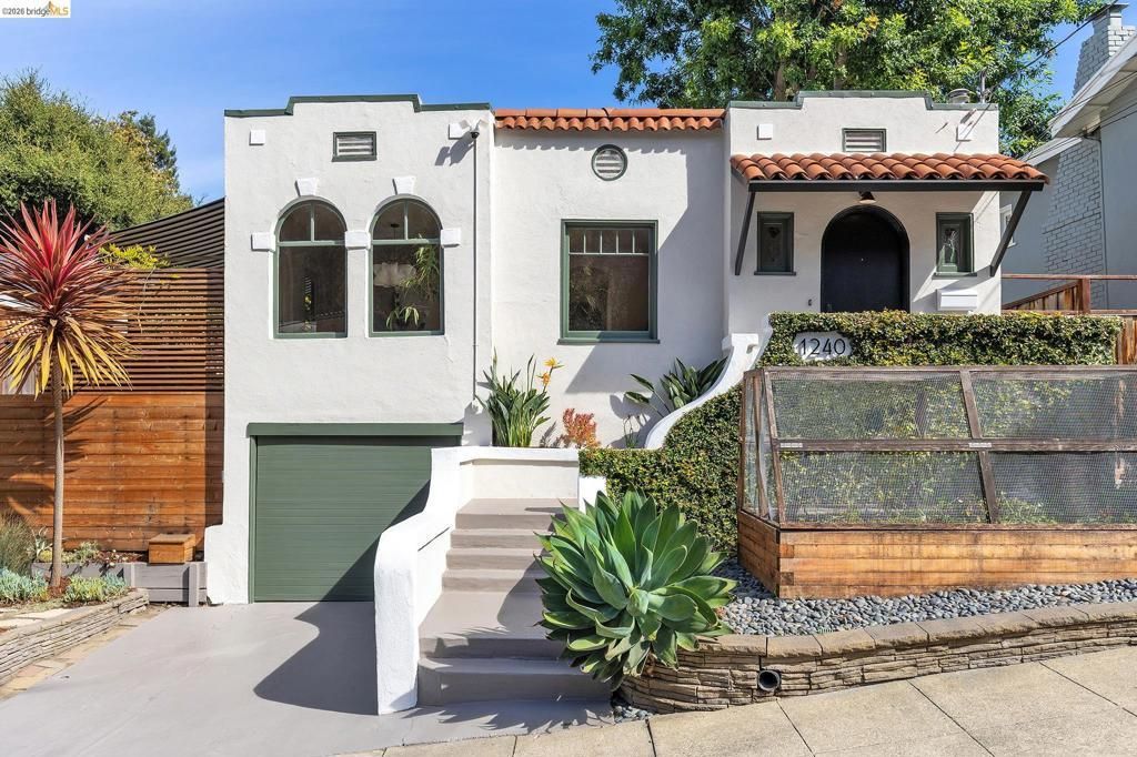 1240 Bates Rd, Oakland