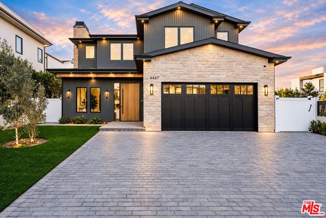 4447 N Camellia, Studio City