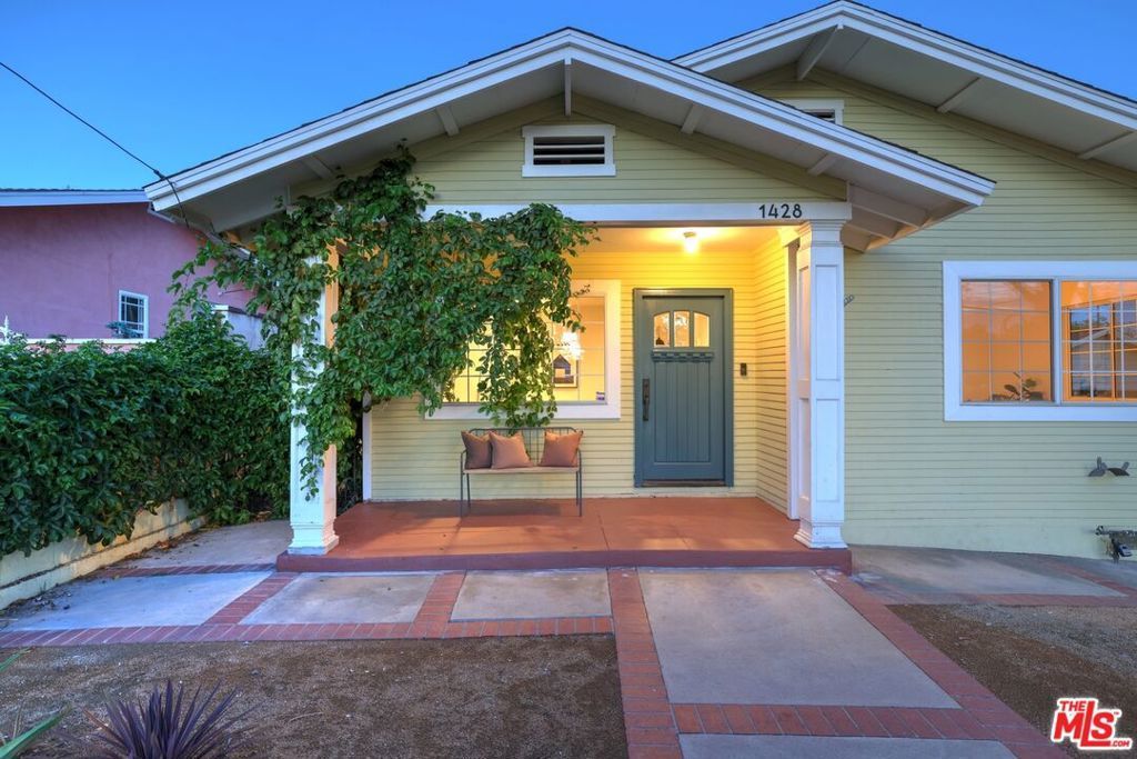1428 N Raymond Avenue, Pasadena
