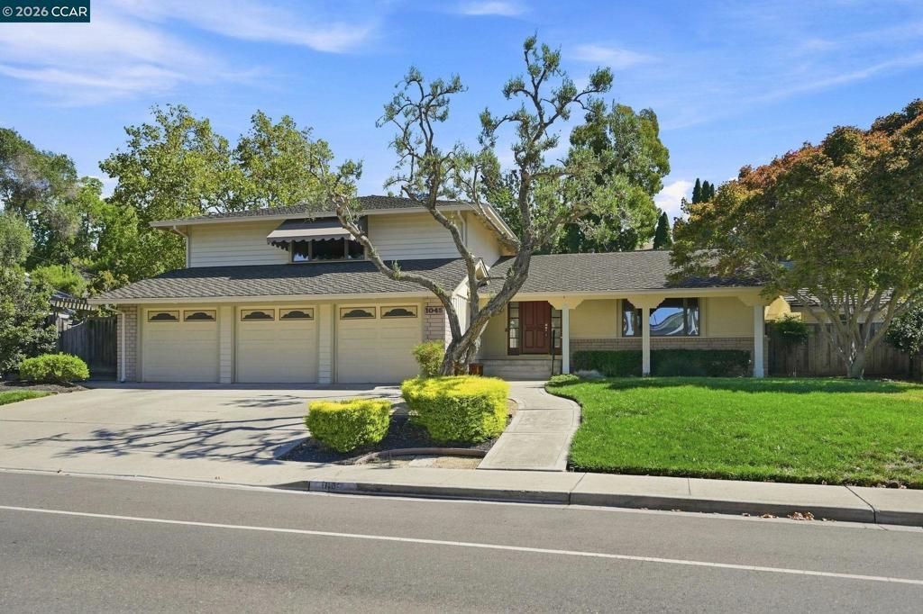 1045 El Capitan, Danville