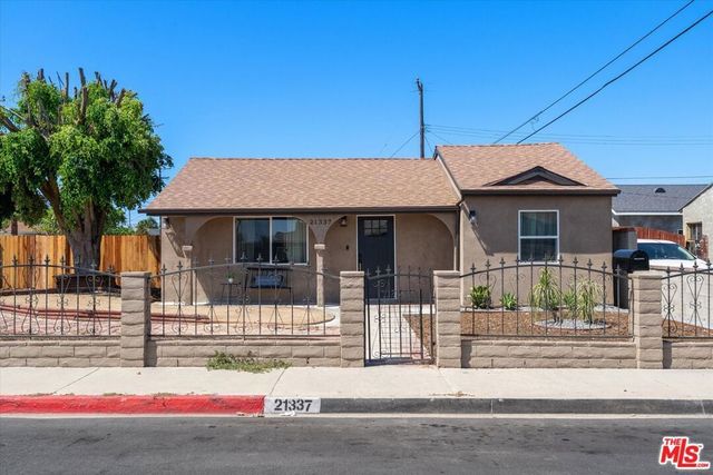 21337 Archibald Avenue, Carson