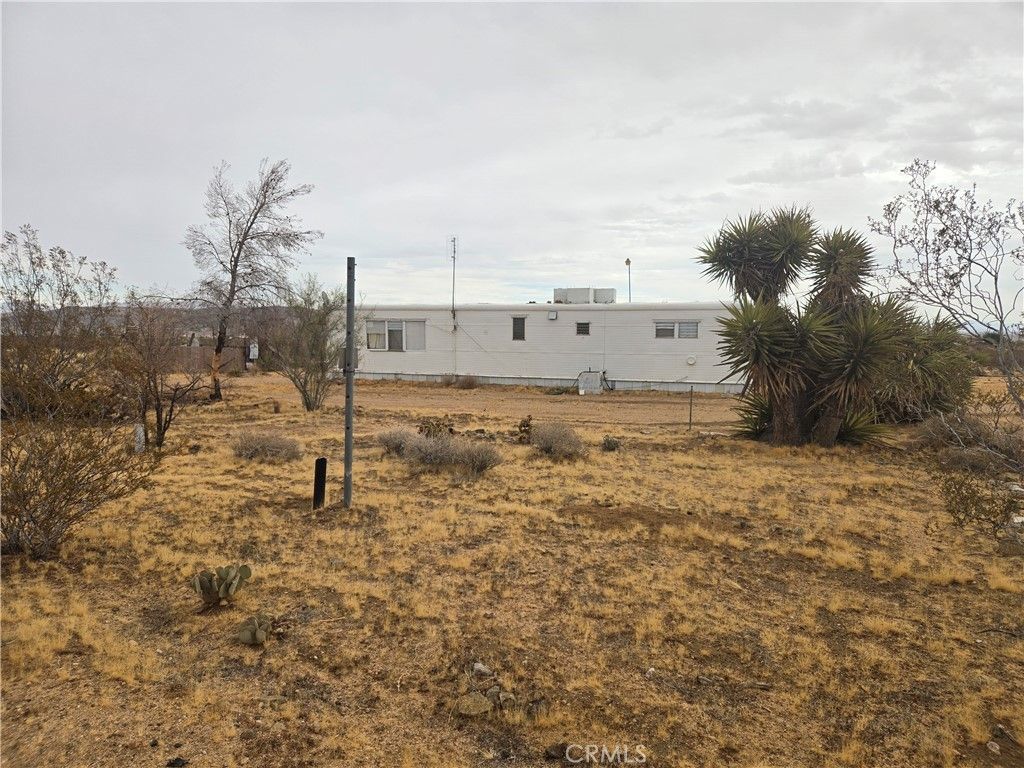 1825 Cherokee Trail, Landers