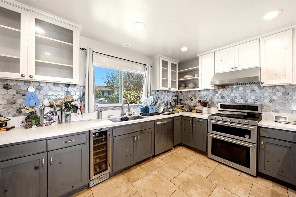 2660 Blackton Drive, San Diego