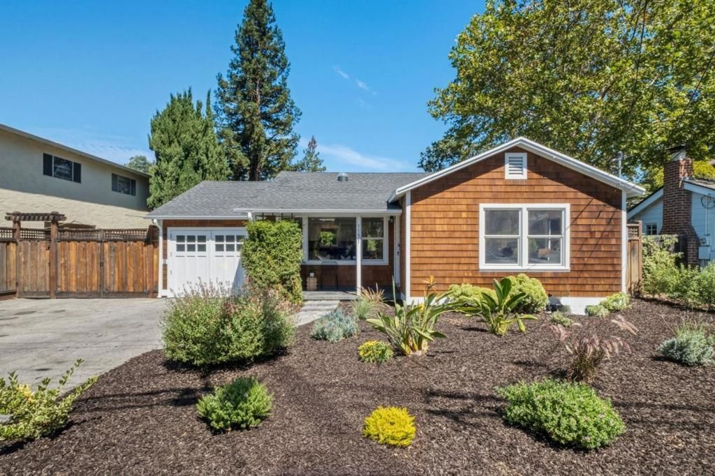 1131 King Street, Redwood City
