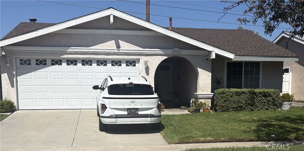12129 Yearling, Cerritos
