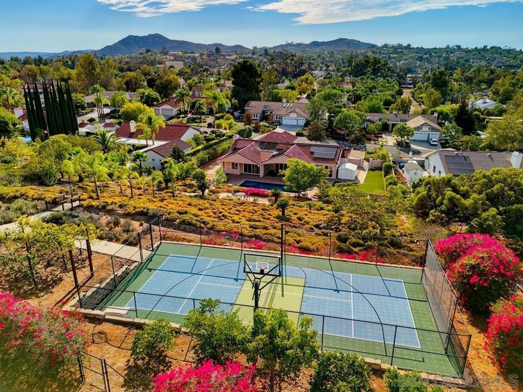 14326 Sandhill Road, Poway