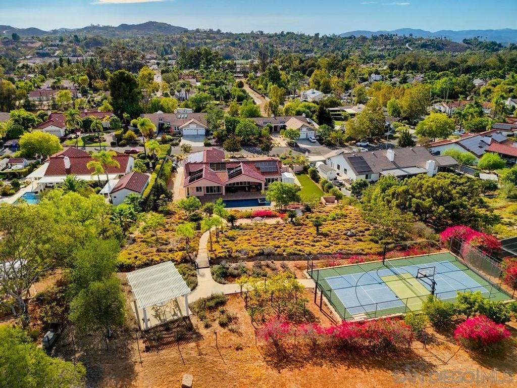 14326 Sandhill Road, Poway