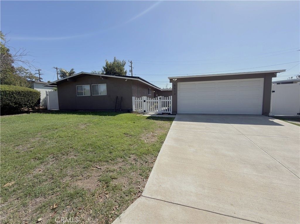 8614 Guilford, Whittier