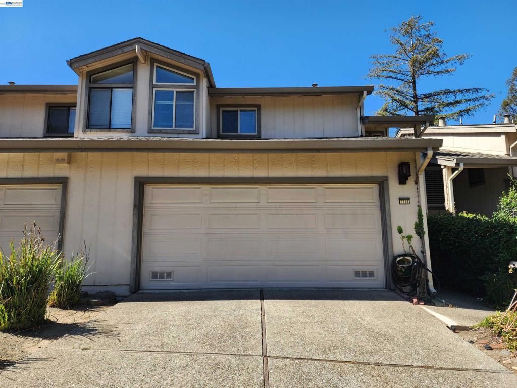 1108 Holmes Way, Hayward