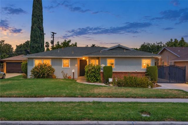 5433 Rochester Street, Riverside