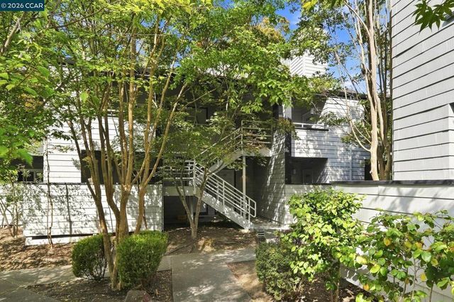 3193 Wayside Plz # 25, Walnut Creek
