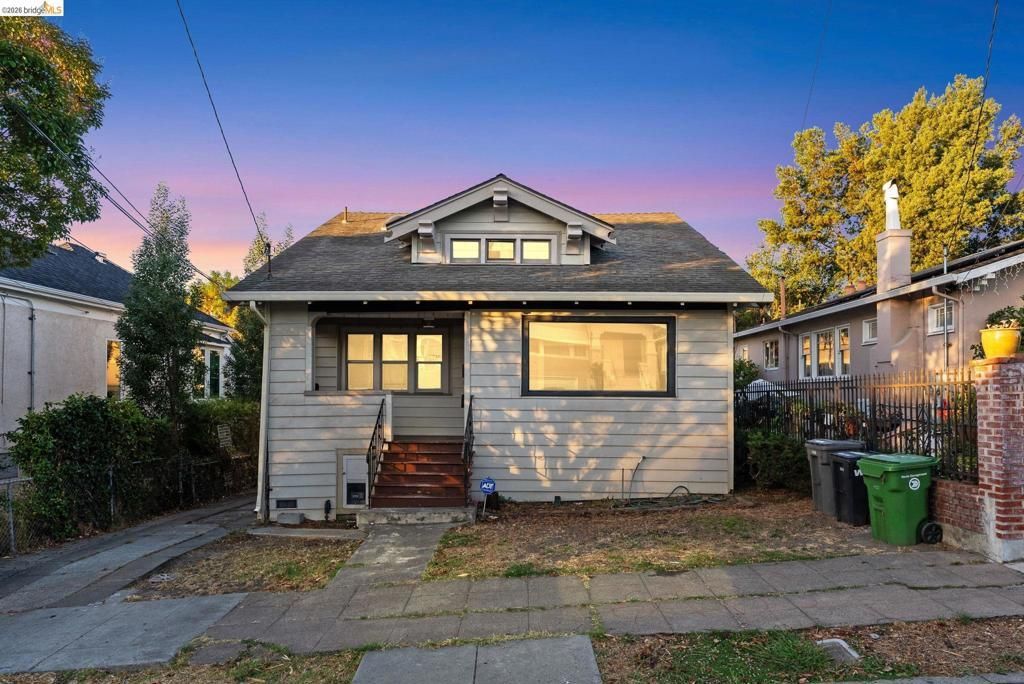3275 Hyde, Oakland