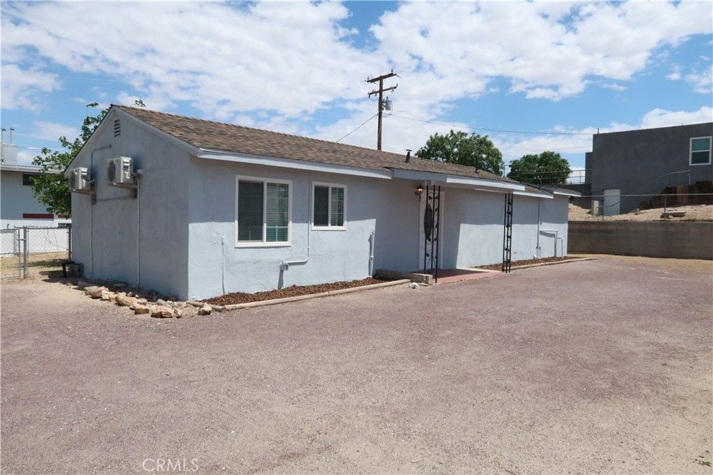 435 S 1st, Barstow